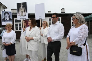 Kobiety dla kobiet przeciw wojnie