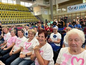 I Przegląd Zespołów Tanecznych Seniorów „Dance Marathon 60+” uroczyście otworzył Senioralia 2025 w Świebodzicach