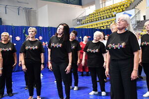I Przegląd Zespołów Tanecznych Seniorów „Dance Marathon 60+” uroczyście otworzył Senioralia 2025 w Świebodzicach
