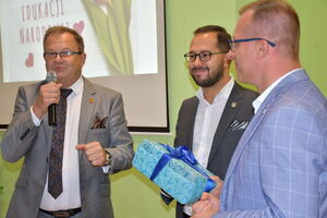 Szkoła Podstawowa Integracyjna. im. Henryka Sienkiewicza w Świebodzicach