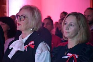 Wieczornica Patriotyczna w Świebodzicach – wzruszający hołd dla Niepodległej