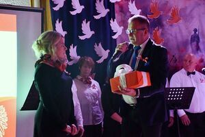 Wieczornica Patriotyczna w Świebodzicach – wzruszający hołd dla Niepodległej