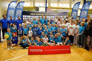 Mini Liga Siatkówki w Świebodzicach – sportowe emocje i młodzieńcza energia!