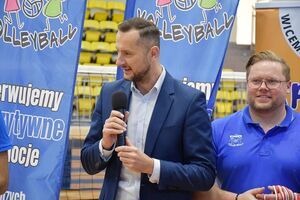 Mini Liga Siatkówki w Świebodzicach – sportowe emocje i młodzieńcza energia!