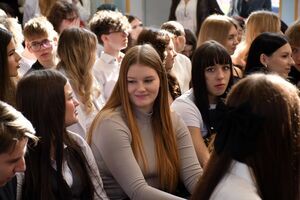 Nowy rozdział czas zacząć: Pożegnanie maturzystów w świebodzickim LO