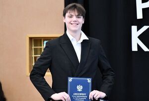 Nowy rozdział czas zacząć: Pożegnanie maturzystów w świebodzickim LO