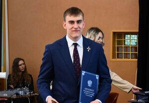 Nowy rozdział czas zacząć: Pożegnanie maturzystów w świebodzickim LO