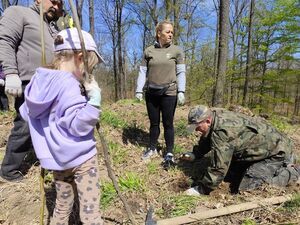 Mieszkańcy i Strażnicy Ochrony Przyrody posadzili 1000 jodeł