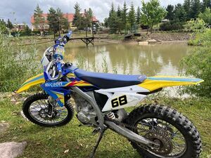 Mimo kapryśnej pogody – motocykliści nie zawiedli! XIV Zlot Motocykli w Świebodzicach  