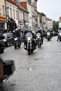 Mimo kapryśnej pogody – motocykliści nie zawiedli! XIV Zlot Motocykli w Świebodzicach  