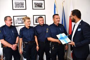 Święto Straży Miejskiej w Świebodzicach: Życzenia i podziękowania w Ratuszu