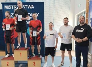 Sportowy weekend siatkarzy i pingpongist&oacute;w
