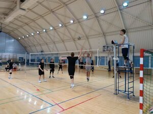 Sportowy weekend siatkarzy i pingpongist&oacute;w