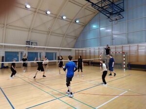 Sportowy weekend siatkarzy i pingpongist&oacute;w