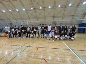 Sportowy weekend siatkarzy i pingpongist&oacute;w