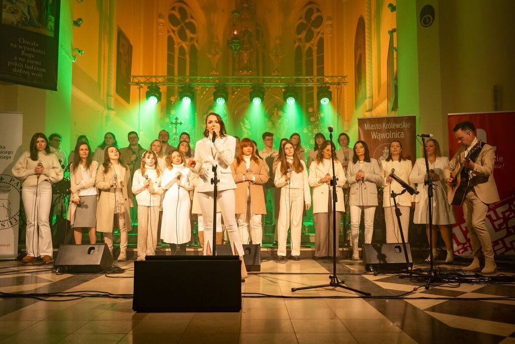 Koncert Kolęd pt: „Nadzieja niech wstąpi w nas”