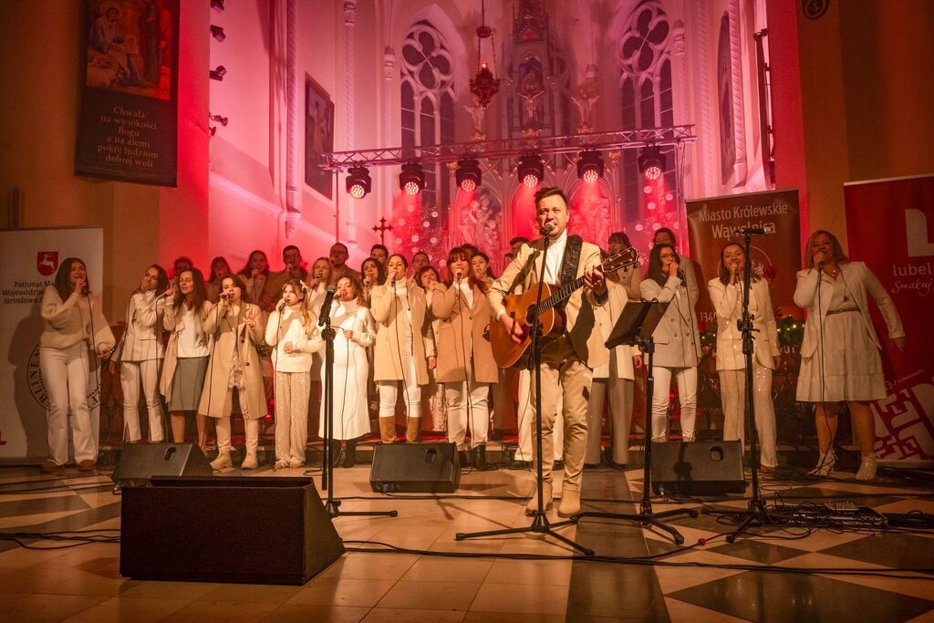 Koncert Kolęd pt: „Nadzieja niech wstąpi w nas”