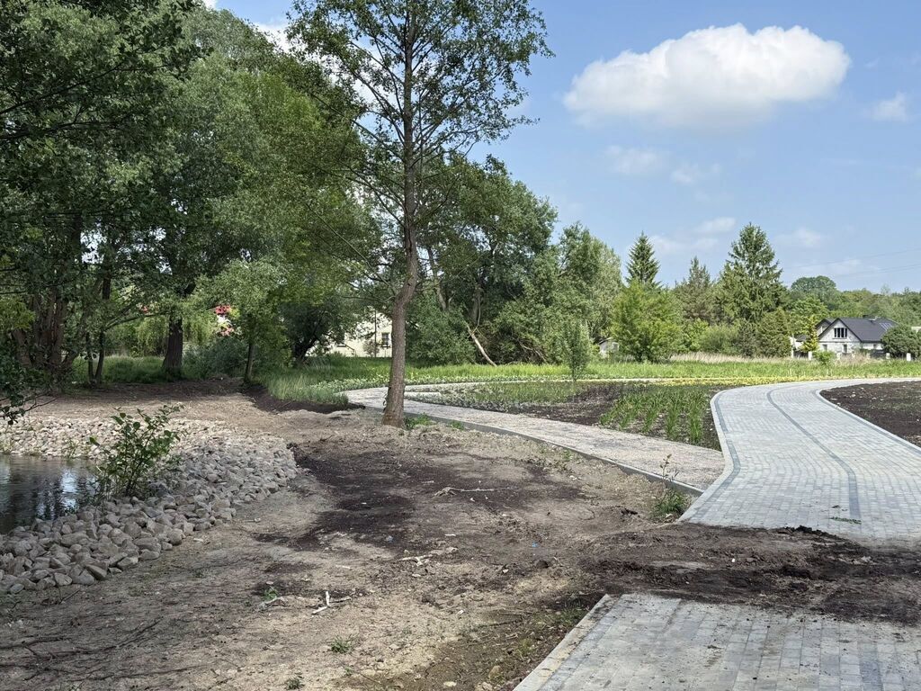 Modernizacja placu targowego w Wąwolnicy