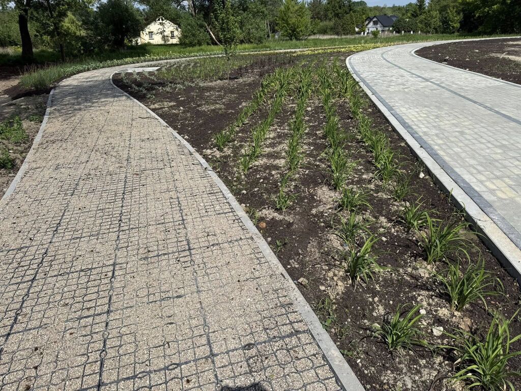 Modernizacja placu targowego w Wąwolnicy