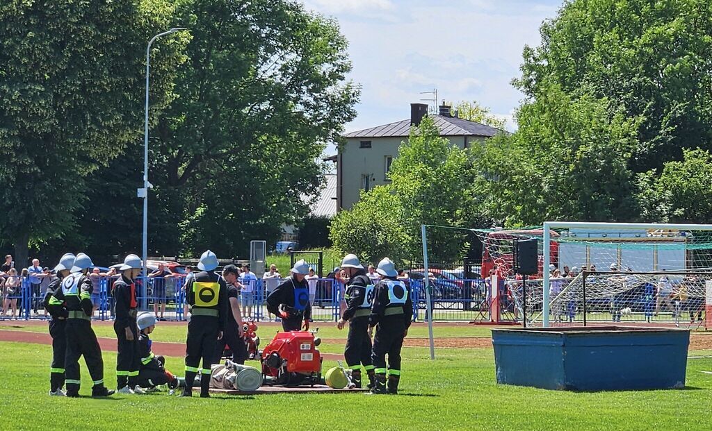 
                                                       Gminne Zawody Sportowo-Pożarnicze w Bełżycach cz II
                                                