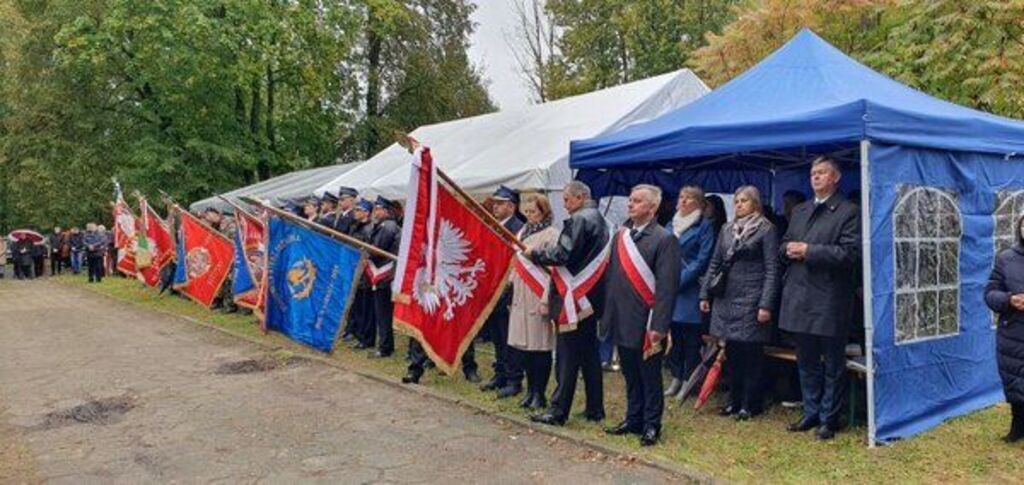 
                                                    Rocznica masowego mordu w Szczuczkach
                                                