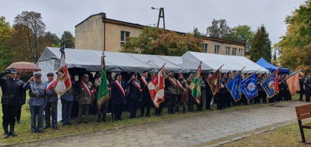 
                                                    Rocznica masowego mordu w Szczuczkach
                                                