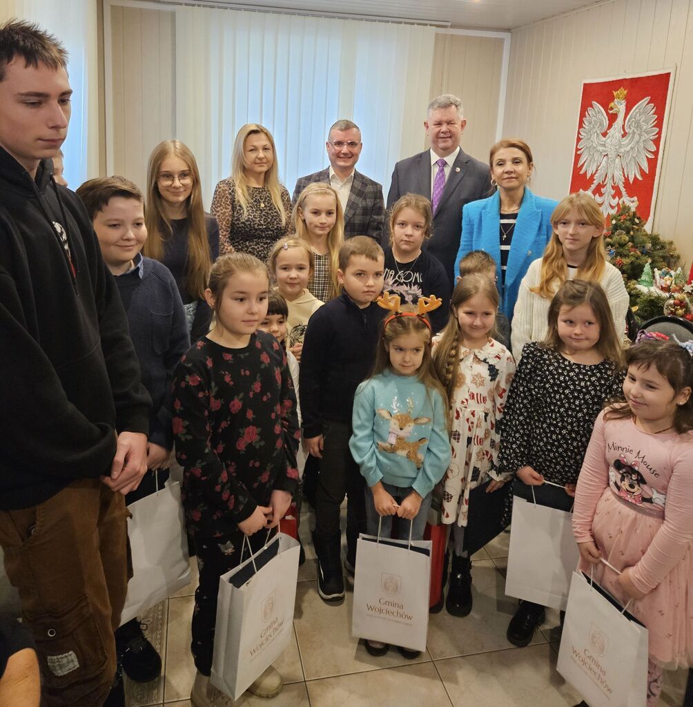 
                                                    Konkurs ,,Najładniejszy Stroik Bożonarodzeniowy
                                                