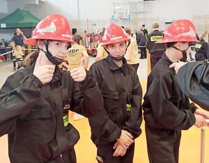 Młodzi strażacy na zawodach sportowo-pożarniczych w Bolesławicach