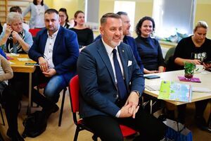 Pasowanie pierwszoklasistów w SP Mrowiny