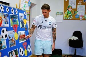 Patryk Klimala z wizytą w SP Żarów