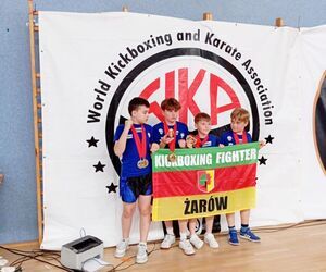 Worek MEDALI dla Kickboxing Fighter Żarów