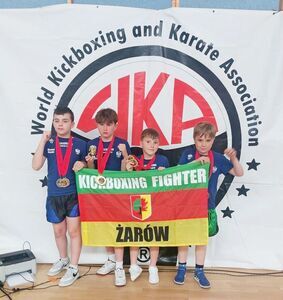 Worek MEDALI dla Kickboxing Fighter Żarów