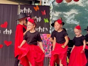 Piknik rodzinny w Szkole Podstawowej w Mrowinach
