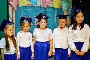 Pasowanie pierwszoklasistów w SP Żarów