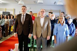 Ślubowanie i pasowanie na ucznia w SP Zastruże