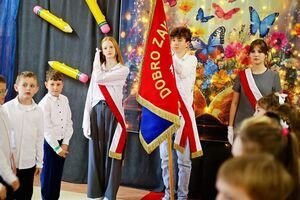 Ślubowanie i pasowanie na ucznia w SP Zastruże