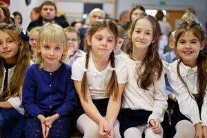 Ślubowanie i pasowanie na ucznia w SP Zastruże