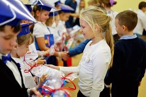 Pasowanie na ucznia w SP Mrowiny