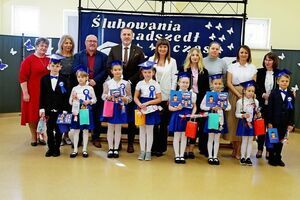 Pasowanie na ucznia w SP Mrowiny