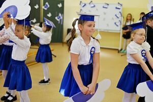 Pasowanie na ucznia w SP Mrowiny