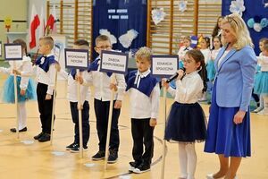 Pasowanie pierwszoklasistów w SP Imbramowice