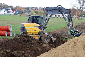Trwają prace przy budowie ścieżki rowerowej Żarów-Wierzbna