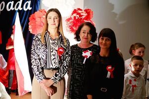 Wieczornica Patriotyczna dla Niepodległej w SP Żarów