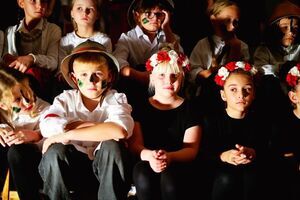 Wieczornica Patriotyczna dla Niepodległej w SP Żarów