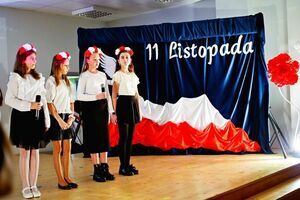 Wieczornica Patriotyczna dla Niepodległej w SP Żarów