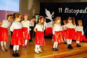 Wieczornica Patriotyczna dla Niepodległej w SP Żarów