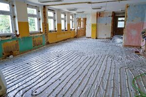 Kolejny etap prac przy termomodernizacji budynku SP Żarów