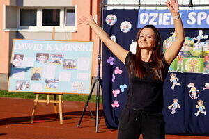 Mistrz Dawid Kamiński na Dniu Sportu w SP Żarów