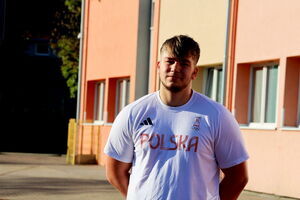 Mistrz Dawid Kamiński na Dniu Sportu w SP Żarów