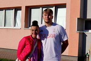 Mistrz Dawid Kamiński na Dniu Sportu w SP Żarów